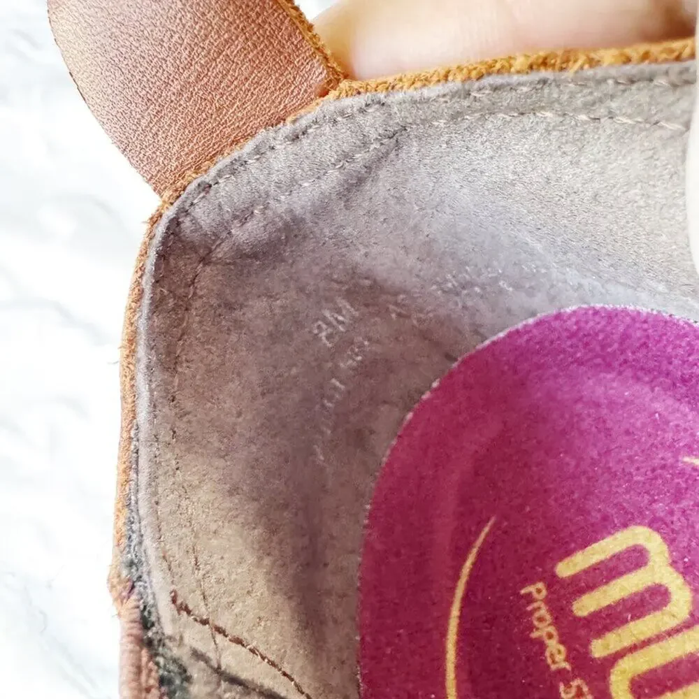 Munro these booties
